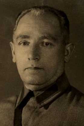 Лев Леонид Ефимович