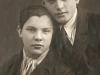 Одноклассники Борис Шлячков, Юрий Курнашов. Оба ушли в ополчение на защиту Москвы. Москва, 1940 г.