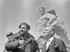 Визит в СССР кубинской делегации, 26 апреля - 3 июня 1963 года. Премьер-министр Республики Куба Фидель Кастро беседует со скульптором, автором мемориального комплекса на Мамаевом кургане в Волгограде Евгением Вучетичем